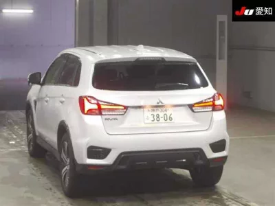 MITSUBISHI RVR