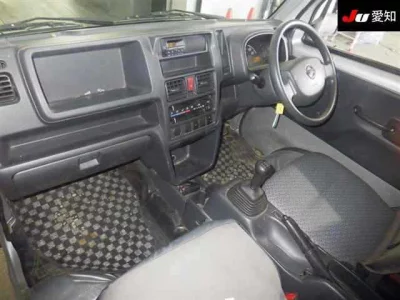 NISSAN CLIPPER TRUCK