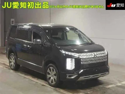 MITSUBISHI DELICA D5