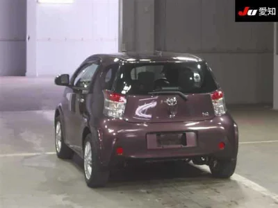 TOYOTA IQ