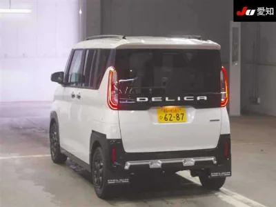 MITSUBISHI DELICA MINI