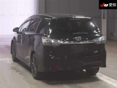TOYOTA WISH