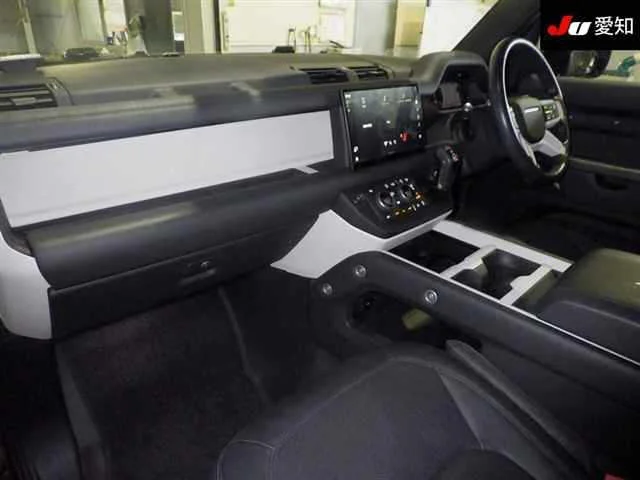 Land Rover Defender  с аукциона в Японии