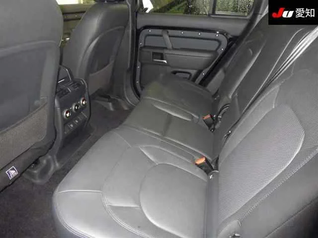 Land Rover Defender  с аукциона в Японии
