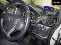 Цена авто Toyota Voxy с аукционов Японии, номер кузова ZRR80W, пробег 48 000, оценка 8