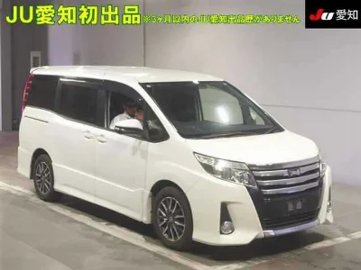 TOYOTA NOAH