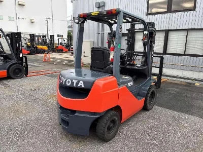 TOYOTA  FORKLIFT 