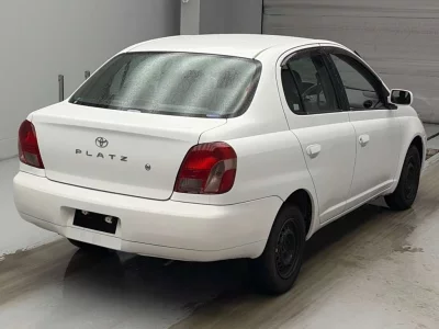 TOYOTA PLATZ