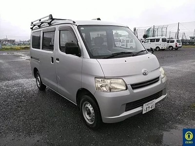 TOYOTA TOWN ACE VAN