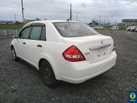 Цена авто Nissan Tiida Latio с аукционов Японии, номер кузова SC11, пробег 82 000, оценка 6