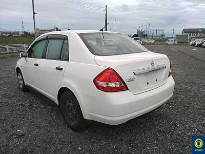 NISSAN TIIDA LATIO