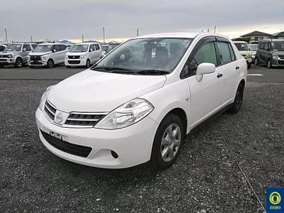 NISSAN TIIDA LATIO