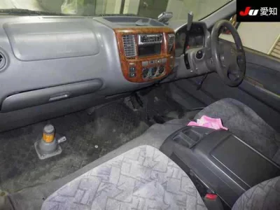 Nissan CARAVAN WAGON