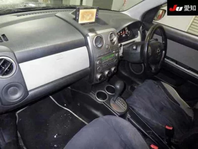 MAZDA VERISA