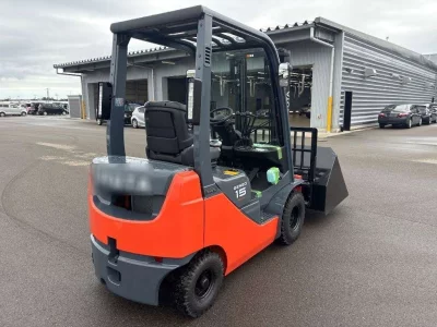 TOYOTA  FORKLIFT 