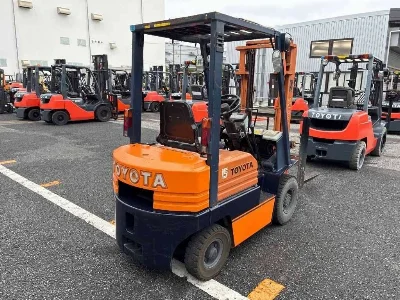 TOYOTA  FORKLIFT 