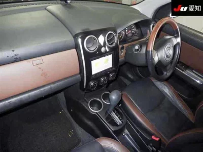 MAZDA VERISA