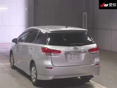 TOYOTA WISH