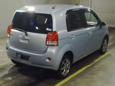 TOYOTA PORTE