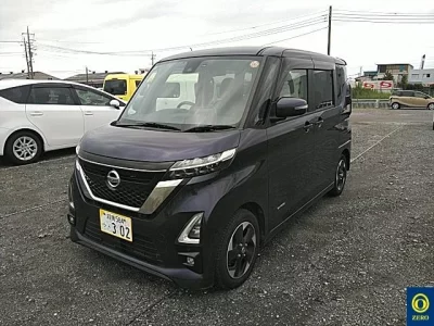 NISSAN ROOX