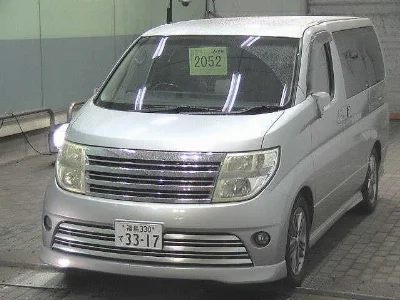 NISSAN ELGRAND