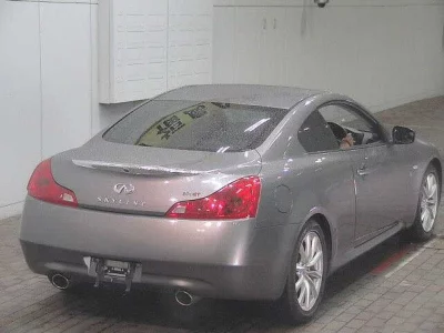 NISSAN SKYLINE