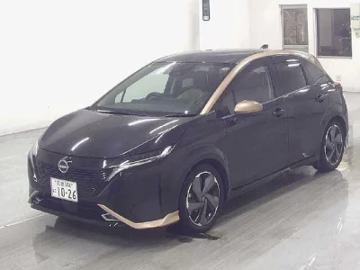 NISSAN AURA