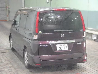 NISSAN SERENA