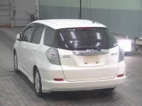 Цена авто Honda Fit Shuttle с аукционов Японии, номер кузова GP2, пробег 100 000, оценка 8