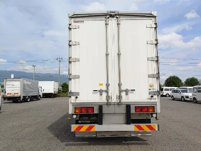 MITSUBISHI FUSO SUPER GREAT