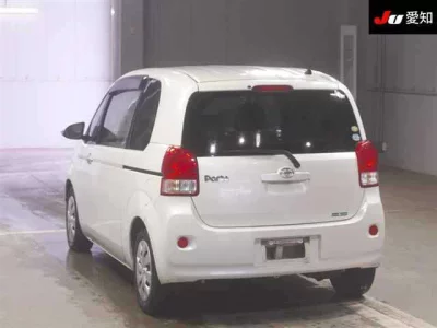 TOYOTA PORTE