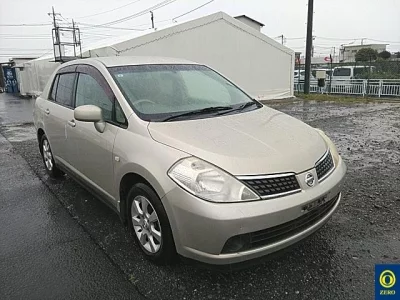 NISSAN TIIDA LATIO