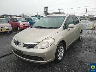 NISSAN TIIDA LATIO