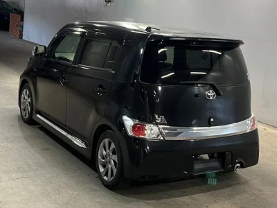TOYOTA BB