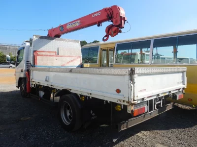 MITSUBISHI CANTER