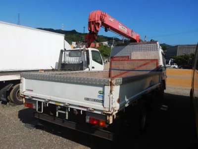 MITSUBISHI CANTER