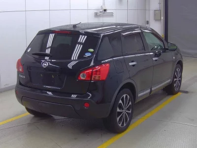 NISSAN DUALIS