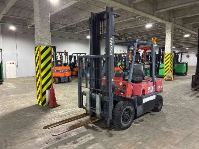 NISSAN  FORKLIFT 