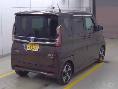 NISSAN ROOX