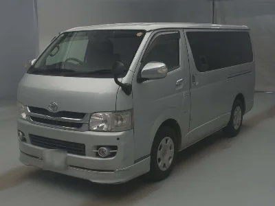 TOYOTA REGIUS VAN