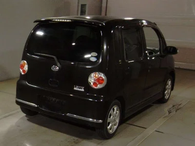 DAIHATSU MOVE LATTE