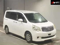 Цена авто Toyota Noah с аукционов Японии, номер кузова ZRR70G, пробег 176 000, оценка 6