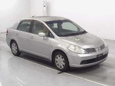 NISSAN TIIDA LATIO