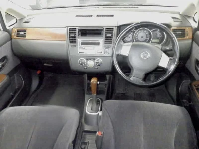 NISSAN TIIDA LATIO