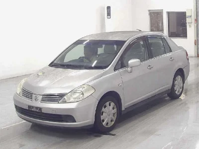 NISSAN TIIDA LATIO