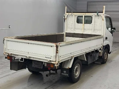 TOYOTA DYNA