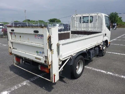 TOYOTA DYNA