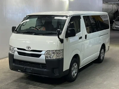 TOYOTA HIACE VAN