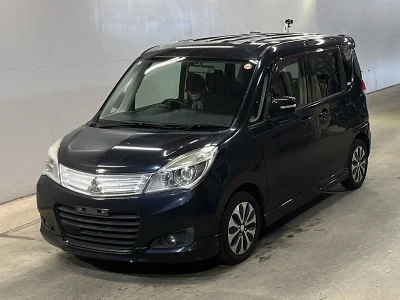 MITSUBISHI DELICA D2
