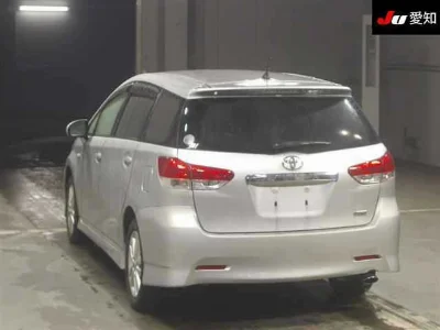TOYOTA WISH